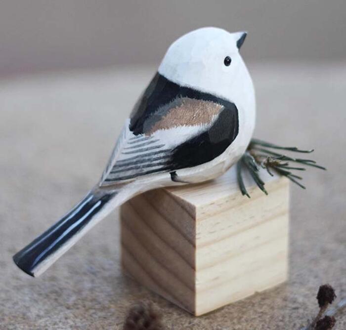 小鳥 オブジェ 木彫り ハンドメイド 置物 動物 オブジェ プレゼント 手作り マスコット デスク装飾 造園オーナメント