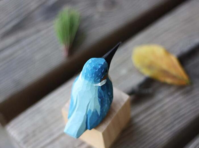 カワセミ オブジェ 手作り 木彫り バード 癒し 小鳥 置き物 お庭飾り インテリア 小物 ガーデニング ギフト