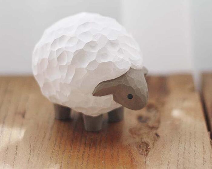 ひつじ 置物 木彫り 癒し オブジェ 手作り