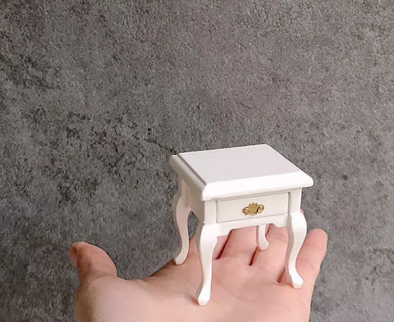 ミニチュア サイドテーブル ドールハウス 家具 キャビネット
