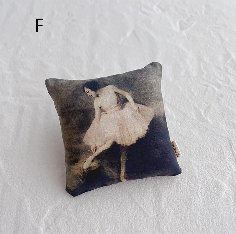 ドールハウス クッション ミニチュア