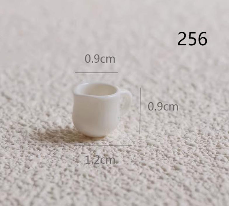 コップ ミニチュア ドールハウス